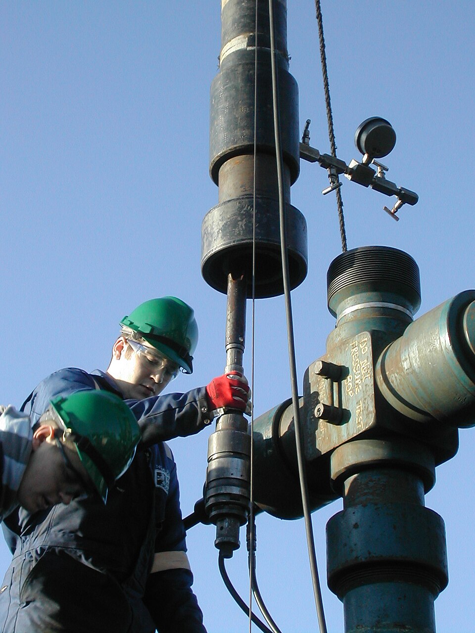 Jar and accelerator tools for fishing operations